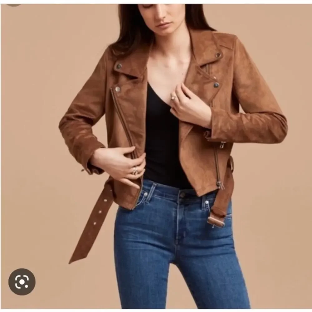 Aritzia great worn